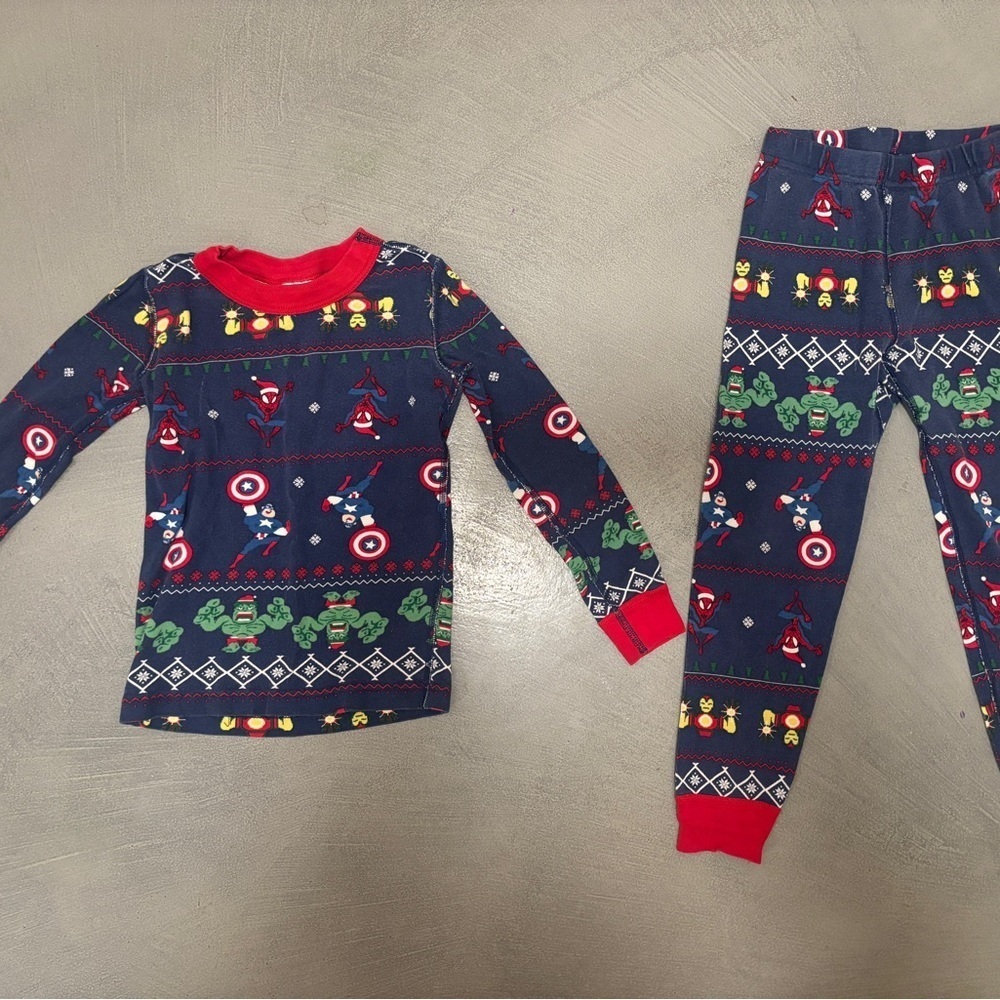 Hanna Andersson Kids Pajama Set - Navy and Red